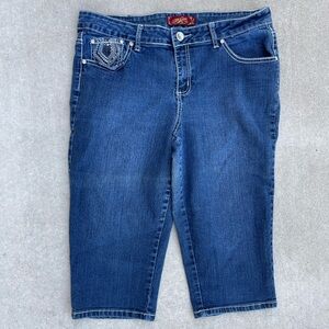 One 5 One Mid-Rise Capri Jeans (Size 12)